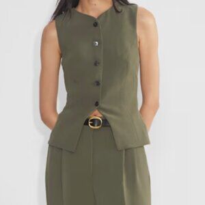 Aritzia Regal vest with Effortless pants size 10